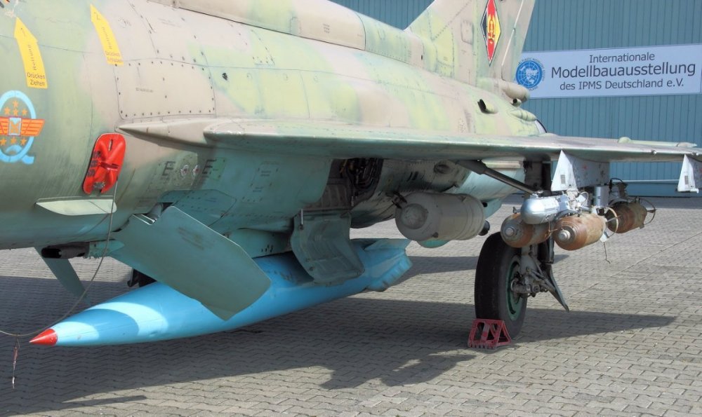 MiG-21-MF---Waffentr-ger.thumb.jpg.e38ea2502e3e4f6f008ba7419d5988ba.jpg